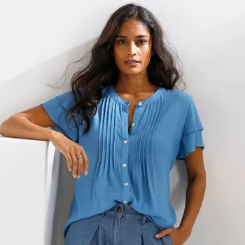 Dámská halenka Halenka se sámky a krátkými rukávy světle modrá 40