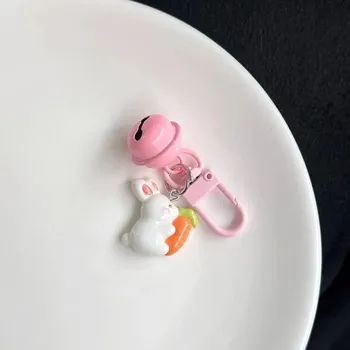 Růžový králičí přívěsek karotka | klíčenka - typ5