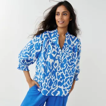 Dámská halenka Halenka s výstřihem na knoflíčky a potiskem modrá/béžová 46