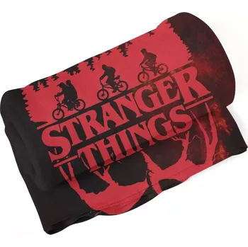 deka Deka Stranger Things Red - Sablio - 150x120 cm