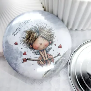 Amorek, placka se spínacím špendlíkem, 1 kus - 44 mm