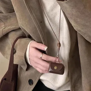 Náhrdelník Retro dlouhý náhrdelník s přívěskem | šperk - Hnědý