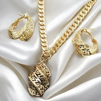 Souprava šperků Dámský set šperků ve zlaté barvě | náhrdelník náušnice