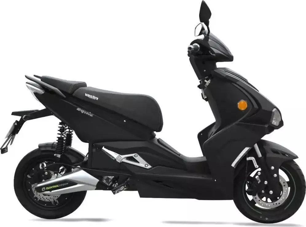 E-skútr - HECHT EQUIS BLACK (Elektrický skútr s motorem 3000 W. Max rychlost 45 km/h, dojezd až 60 km.)