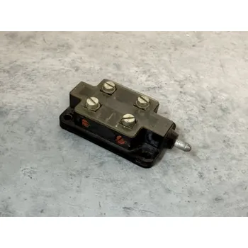 vypínač Koncový spínač - pomocný kontakt OEZ UD-10 Varianta: spínač OEZ UD10-21