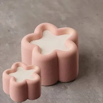 Forma na pečení Dortisimo Silikonová forma na pečení/na mražené dezerty Květina 10,5 cm