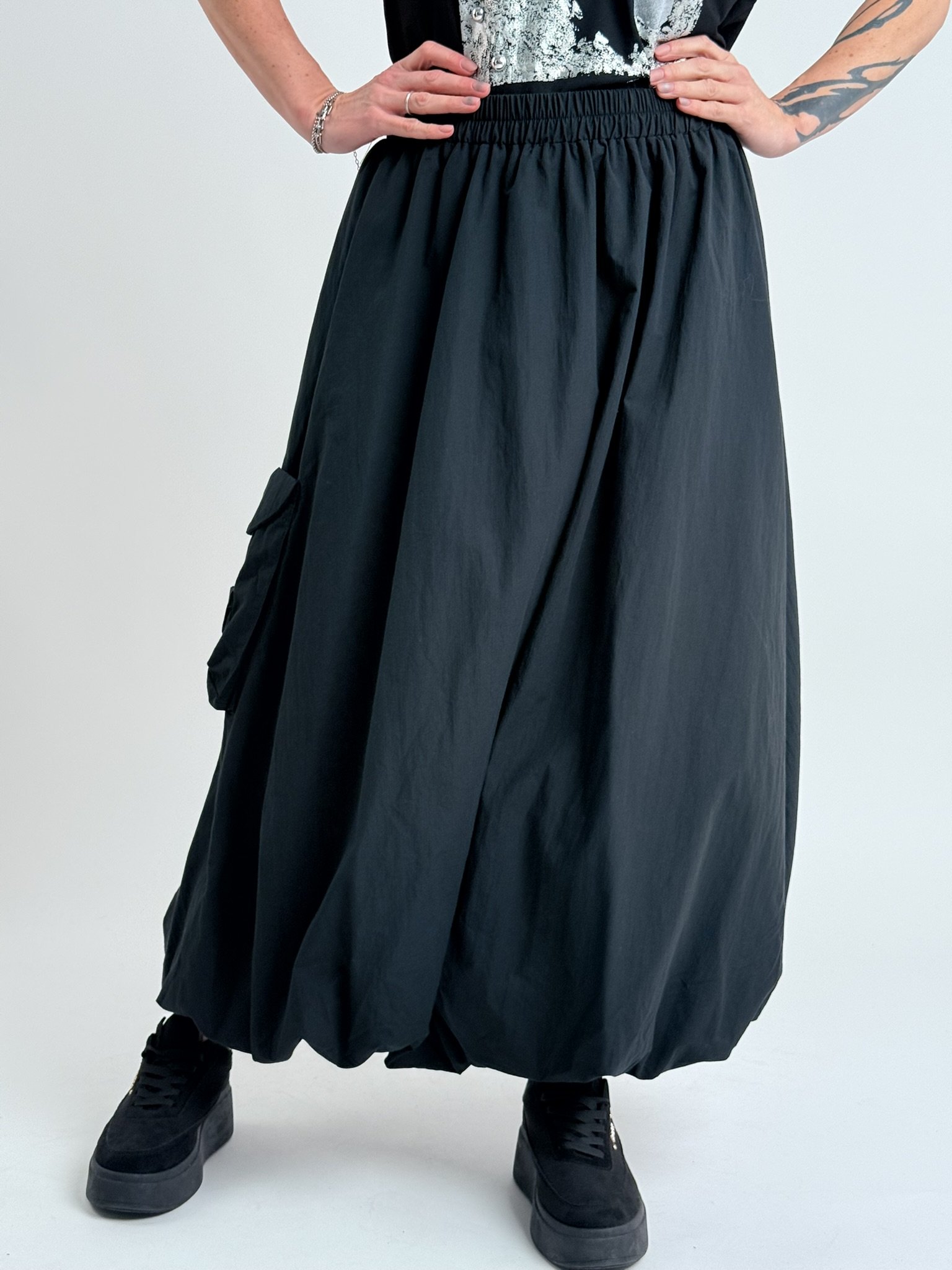 Voga Móda Černá sukně RUBBE Černá, UNI S-XL