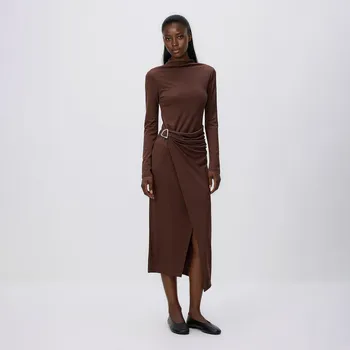 Dámské šaty Reserved - Midi šaty s řasením - tmavě hnědá - 725HS-89X - 725HS-89X-XL