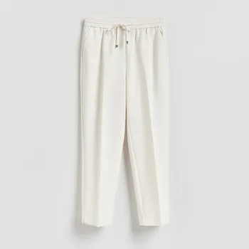 Dámské kalhoty Reserved - Kalhoty s&nbsp;nažehlenými puky - bílá - 180IS-00X - 180IS-00X-XS