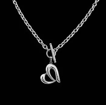 Náhrdelník Výrazný náhrdelník s asymetrickým srdcem z oceli č. 1608