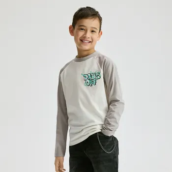 Chlapecké tričko Reserved - Bavlněné tričko s&nbsp;potiskem a&nbsp;dlouhými rukávy - krémová - 056II-01X - 056II-01X-170