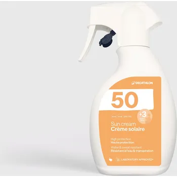 Přípravek na opalování DECATHLON Opalovací sprej Active IP50 250 ml