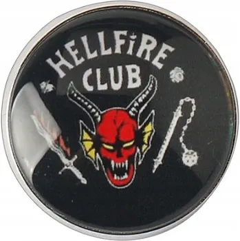 PŘÍVĚSEK Hellfire Club STRANGER THINGS ODZNAK Kovový Eddie Munson Brož