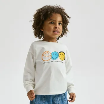 Chlapecké tričko Reserved - SmileyWorld® tričko s dlouhým rukávem - krémová - 052II-01X - 052II-01X-104