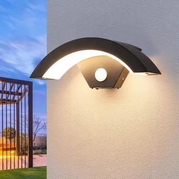 Venkovní osvětlení MODERNÍ LED VENKOVNÍ LAMPA SE SENZOREM POHYBU 24W IP65 TEPLÁ BÍLÁ