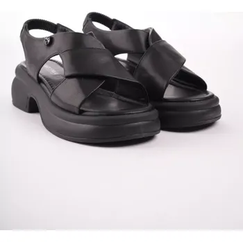 Dámské sandále KARISMA dámské sandály černé na platformě