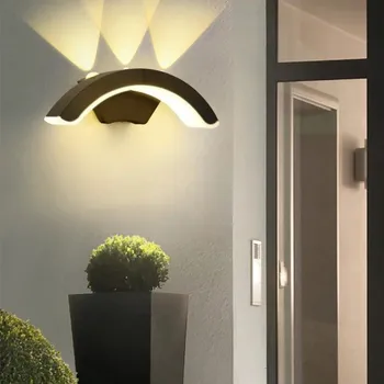 Nástěnné svítidlo LED nástěnná lampa 10W IP66 teplé bílé světlo 29,6 x 9 cm pro balkon, terasu, zahradu, venkovní osvětlení