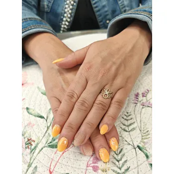 Prsten Dámský zlatý prsten Anděl se zirkonem Velikost prstenu: 52, Váha: 1,70 g, Ryzost: 14kt (585/1000)