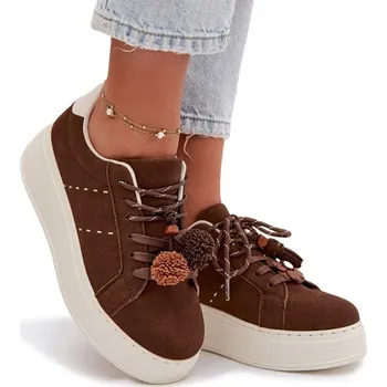 Dámské tenisky DÁMSKÉ TENISKY NA PLATFORMĚ S OZDOBNÝMI BAMBULEMI ČOKOLÁDOVÉ 38