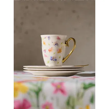 Sinsay - Hrnek s květinovým potiskem a zlatými prvky - vícebarevná - 236EI-MLC - 236EI-MLC-ONE