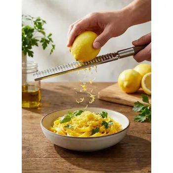 Struhadlo Sinsay - Dlouhé struhadlo s dřevěnou rukojetí - hnědá - 245II-88X - 245II-88X-ONE