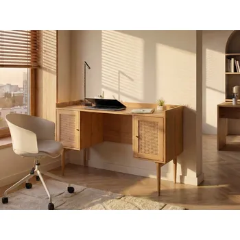 Psací stůl Domácí kancelářský stůl MDF světle hnědý PE ratanové čelo 2 dveře úložný prostor moderní design Beliani