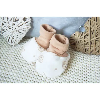 Capáčky AMÁLKA Bavlněné kojenecké capáčky oříškové, hlavičky medvídků Velikost: 56-68