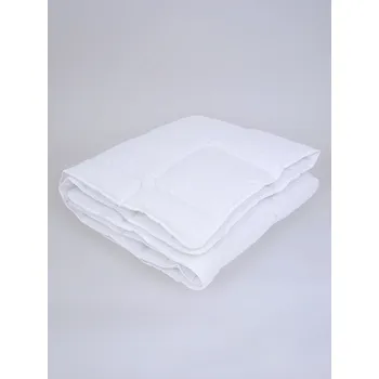 Celoroční prošívaná přikrývka z dutého vlákna Antibacterial - 140 × 200 cm