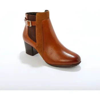 Dámské kozačky Kotníkové kožené kozačky s pruženkou a sponou karamelová 41
