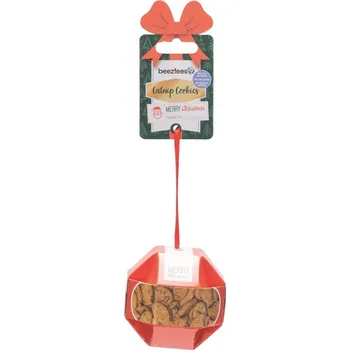 Pamlsek pro kočku Beeztees XMAS BALL Pamlsky pro kočky Catnip-kuře-tuňák 8,5x8cm