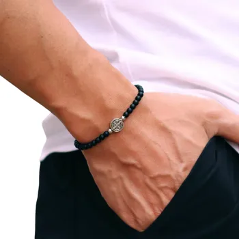 Náramek Pánský korálkový náramek s křížkem dřevo onyx 19,5cm 4mm Elegantní design pro muže Kvalitní materiál pro každodenní nošení Matná černá