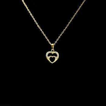 Náhrdelník Jemný náhrdelník z pozlacené oceli dvojité srdce s krystaly č. 1777