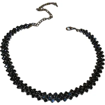 Náhrdelník Dámský choker s krystaly, nastavitelný, elegantní doplněk pro večerní akce černá