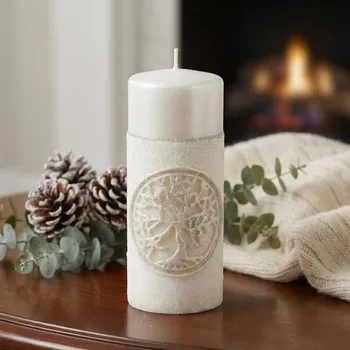 Svíčka Parafínová svíčka válec ARTMAN DRZEWKO SZCZĘŚCIA 7 × 7 × 9 cm bílá