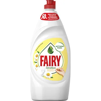 Mycí prostředek Fairy prostředek na mytí nádobí Sensitive, šetrný k pokožce, 900 ml