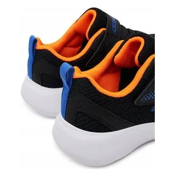 Dámské tenisky Skechers sportovní boty textilní černé velikost 36,5