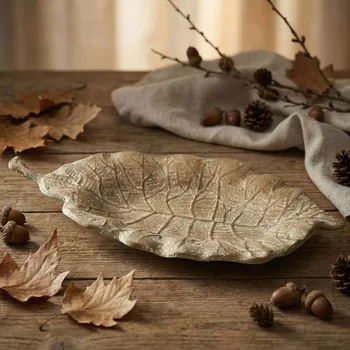 Dekorační talíř list MONDEX 35,5 × 21 cm