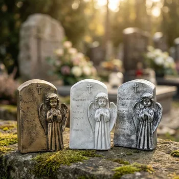 Hřbitovní figurka anděla s křížem MONDEX 7 × 13 × 18,5 cm stříbrná