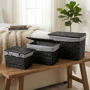 Úložný box Truhla s víkem a podšívkou MONDEX PINO 44 × 26 × 26 cm černá