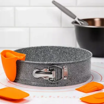 Forma na pečení FORMA NA DORT KULATÁ ROZEPÍNACÍ FORMA NA PEČENÍ DORTŮ ČERNÁ 28 CM