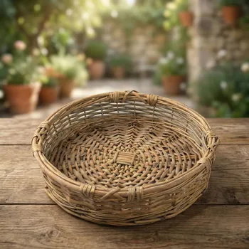 Kulatý podnos MONDEX GUSTAV 39 × 39 × 9 cm hnědý