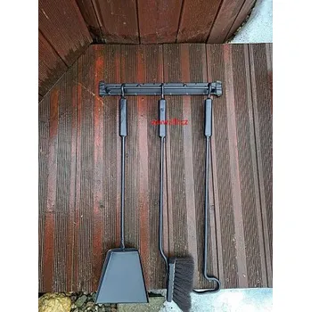 Krbové nářadí Kované, kovové krbové nářadí na zeď Tom 3