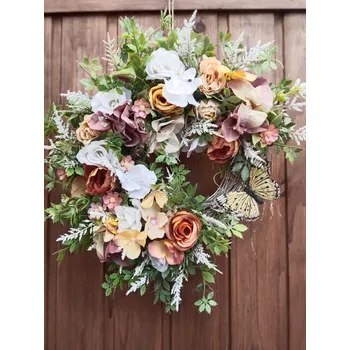 Věnec Celoroční věnec s motýlkem