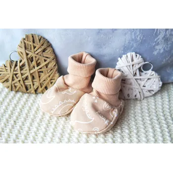 Capáčky AMÁLKA Bavlněné capáčky pro miminko Dino, oříškové Velikost: 56-68