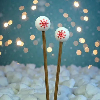 Nástroj na niť a příze Annie's Knit Zarážky na jehlice – červená vločka