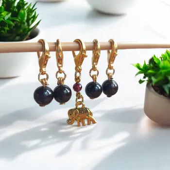 Nástroj na niť a příze Annie's Knit Značkovač Slon z přírodních minerálů –⁠⁠⁠⁠⁠⁠ Granát