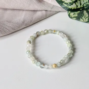 Krejčovské nůžky Annie's Knit Náramek z minerálů –⁠⁠⁠⁠⁠⁠ fluorit zelený fasetovaný 6 mm