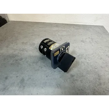 Stykač Spínač vačkový přepínač SEZ S25V 01 - 25A Varianta: 1