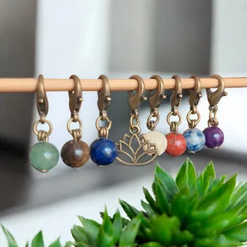 Nástroj na niť a příze Annie's Knit Značkovač CHAKRA z přírodních minerálů