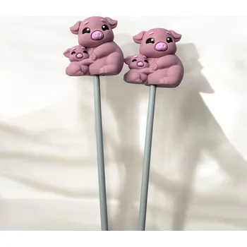 Nástroj na niť a příze Annie's Knit Zarážky na jehlice – tmavě pudrová prasátka